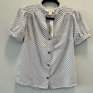 Women’s Monteau black and white button down top. Size Medium